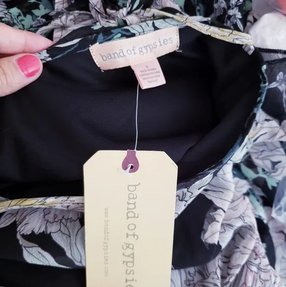 Band of Gypsies Blue Floral Dress - Picture 13 of 15